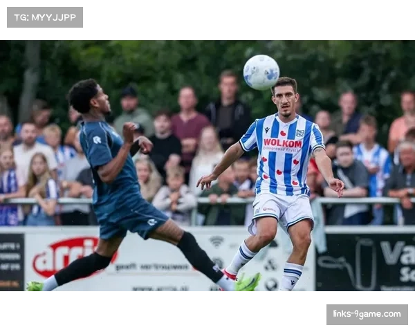 福伦丹凭借稳定引援策略 荷甲开局适应速度超出预期 福伦丹凭借稳定引援策略 荷甲开局适应速度超出预期